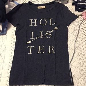shirt sleeve hollister shirt !